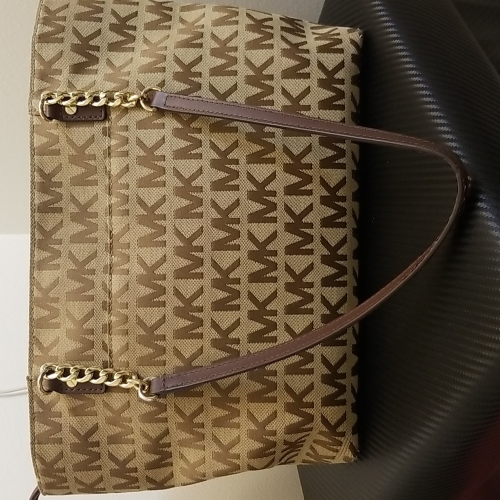 Michael Kors chaun strap jacquard tote